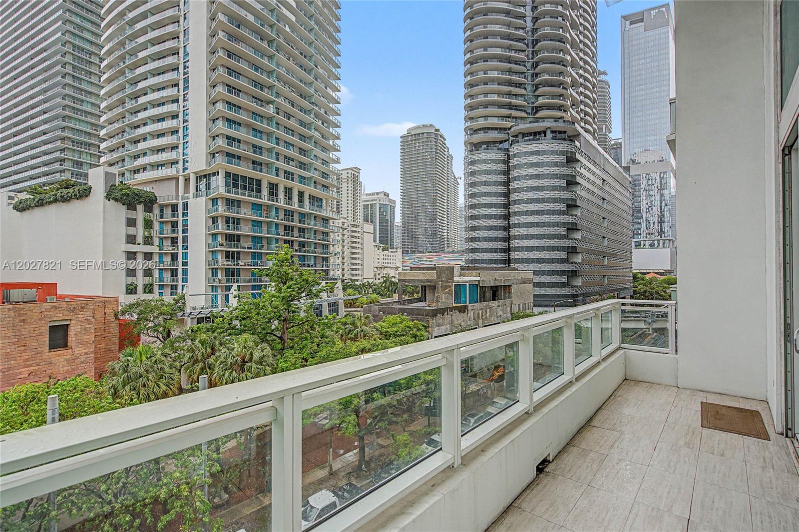 image The Bond on Brickell9