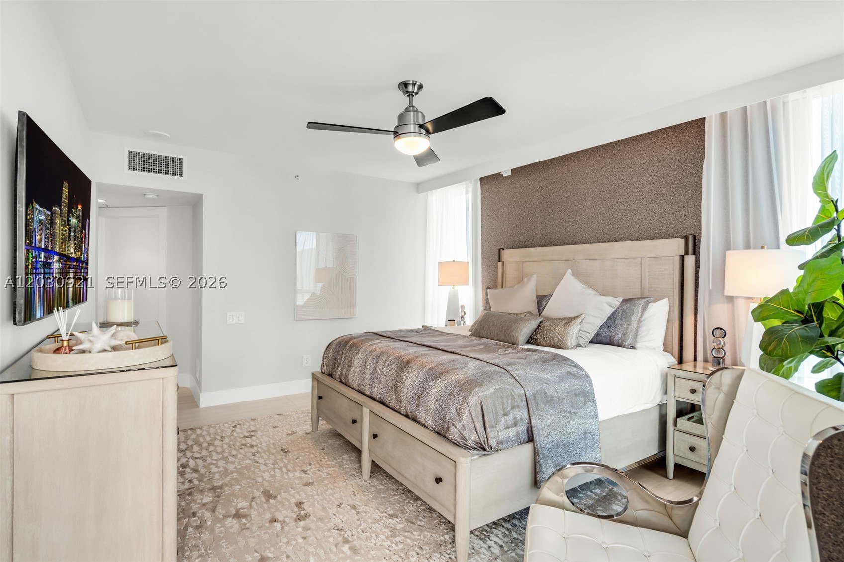 image 1500 Ocean Drive18
