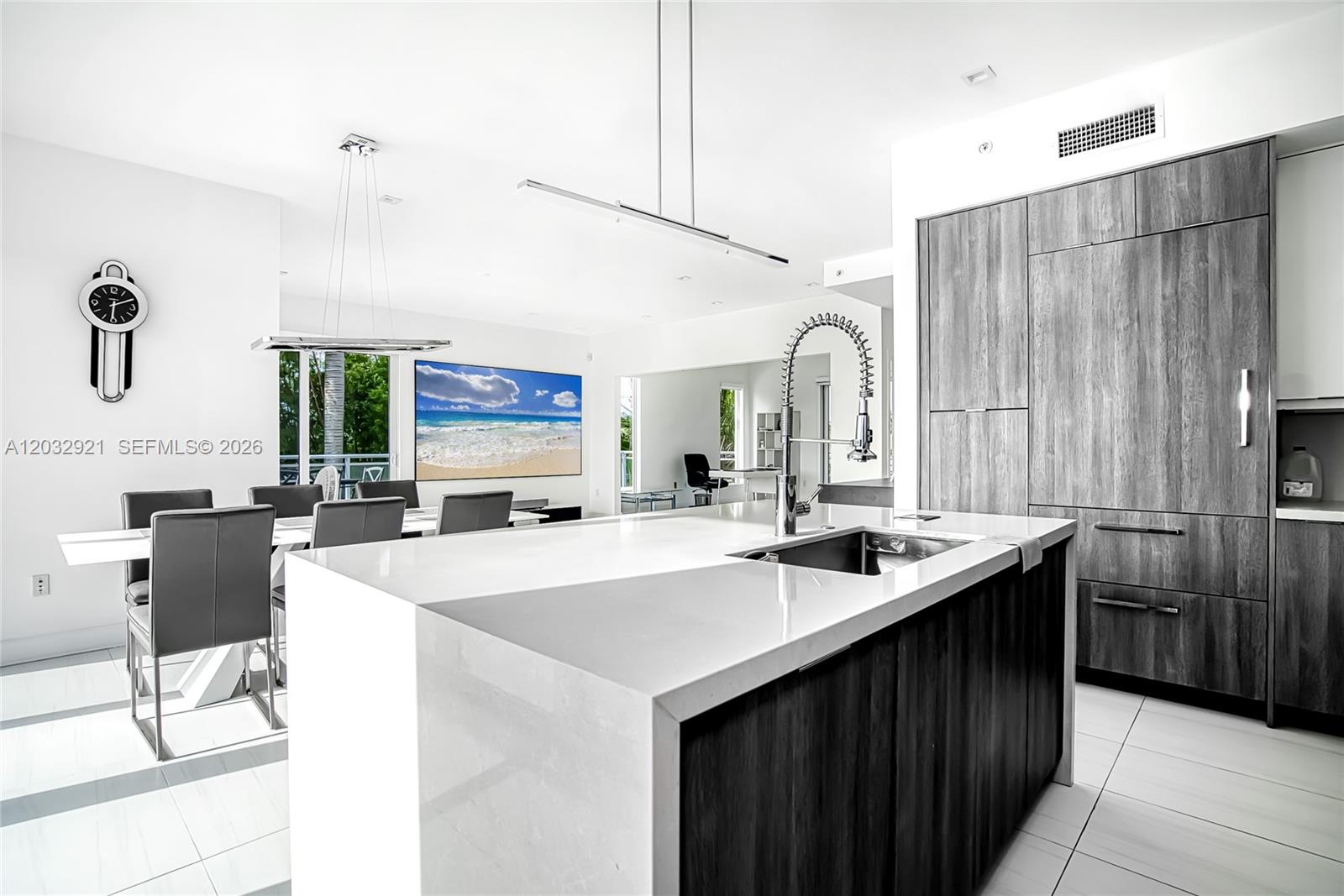Undisclosed Address Hollywood, FL 33019
