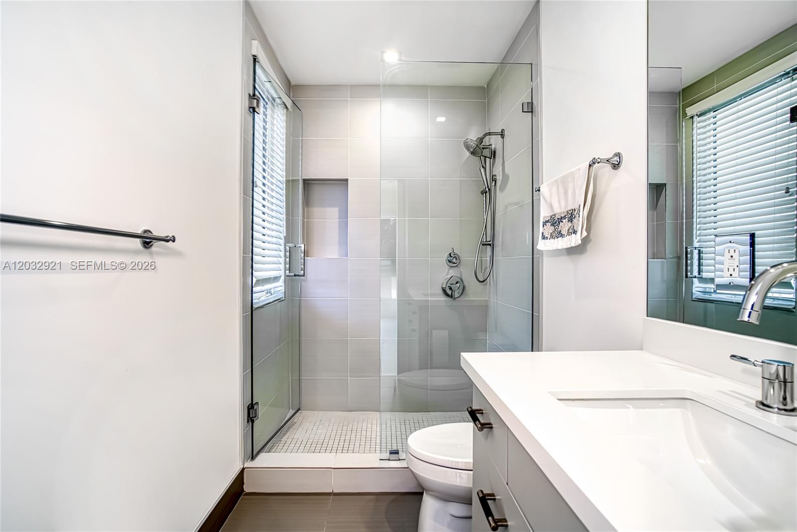 Undisclosed Address Hollywood, FL 33019