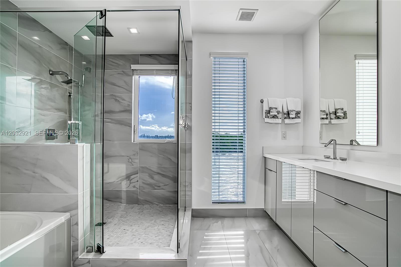 Undisclosed Address Hollywood, FL 33019