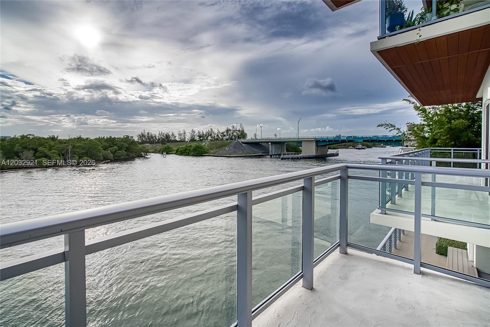Undisclosed Address Hollywood, FL 33019