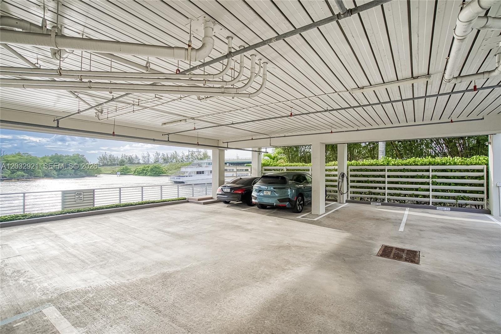 Undisclosed Address Hollywood, FL 33019