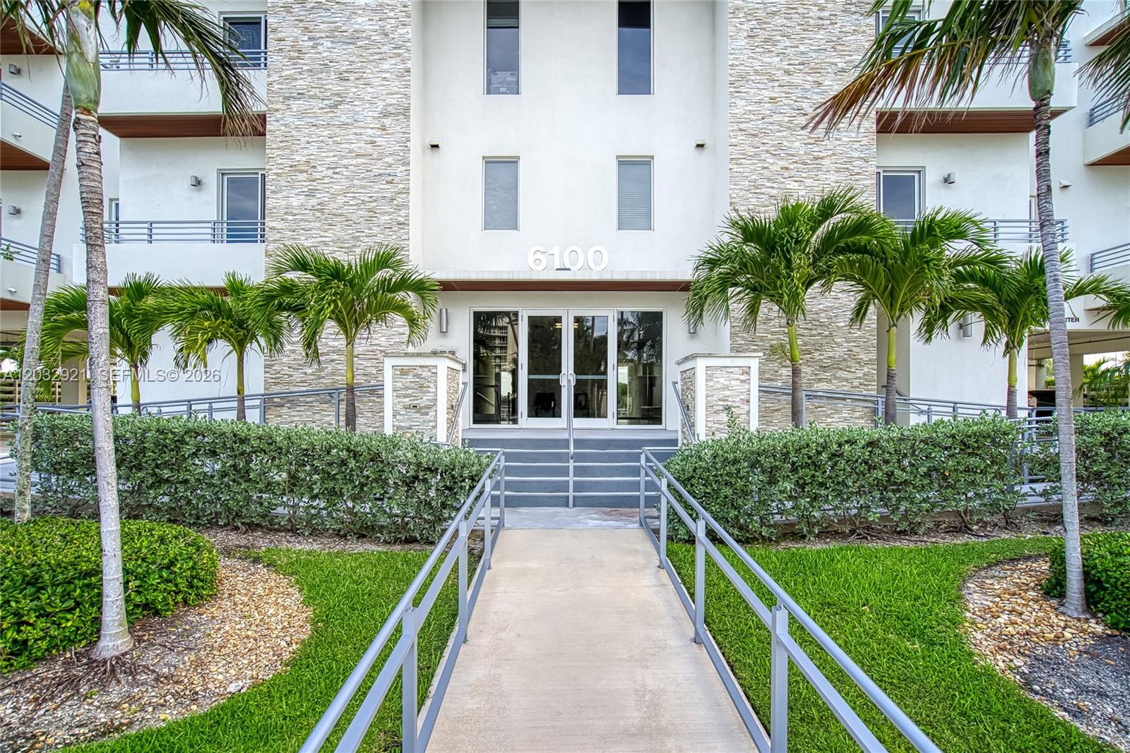 Undisclosed Address Hollywood, FL 33019