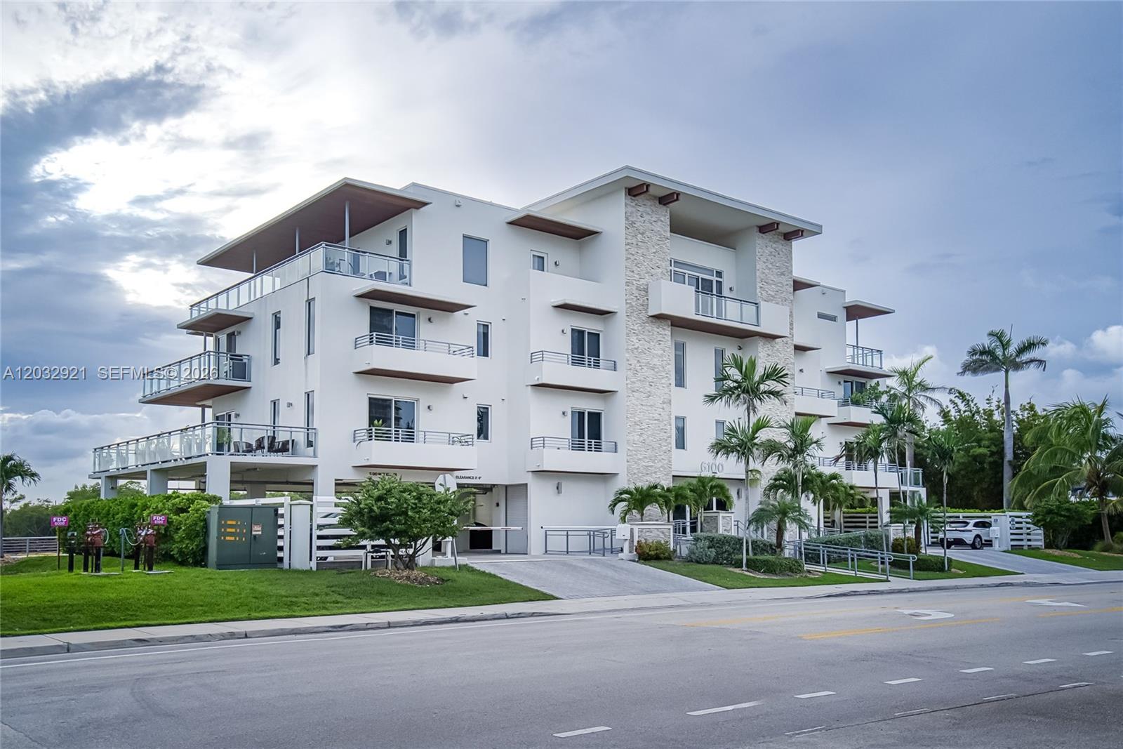 Undisclosed Address Hollywood, FL 33019