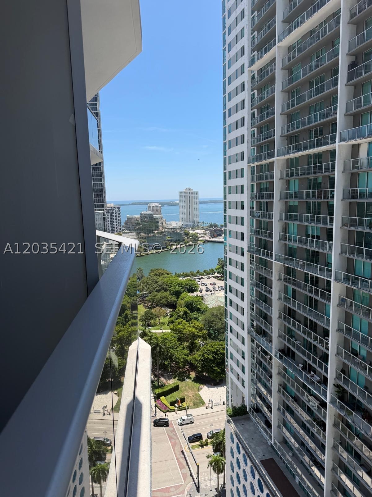 image Viceroy Brickell Residences0