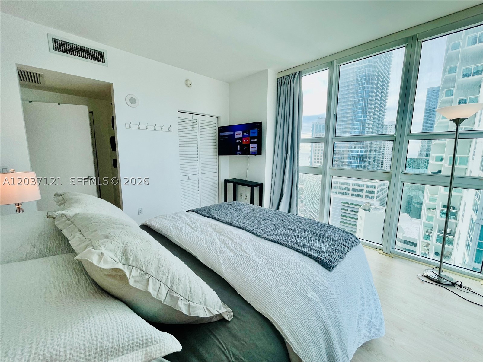 image The Plaza on Brickell East11