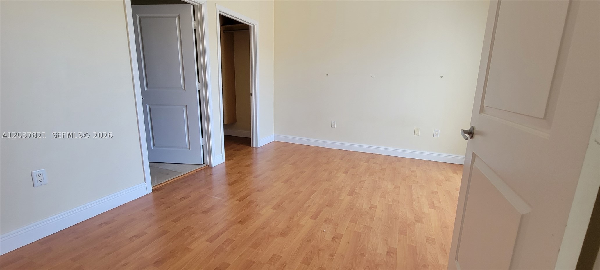 image Ten Aragon Condo5