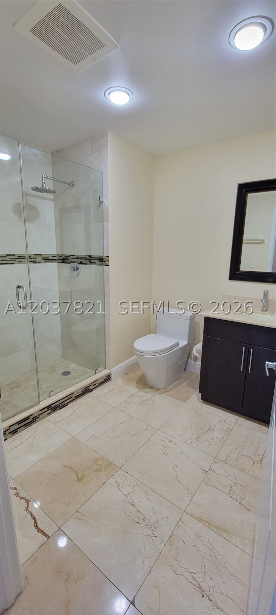 image Ten Aragon Condo7