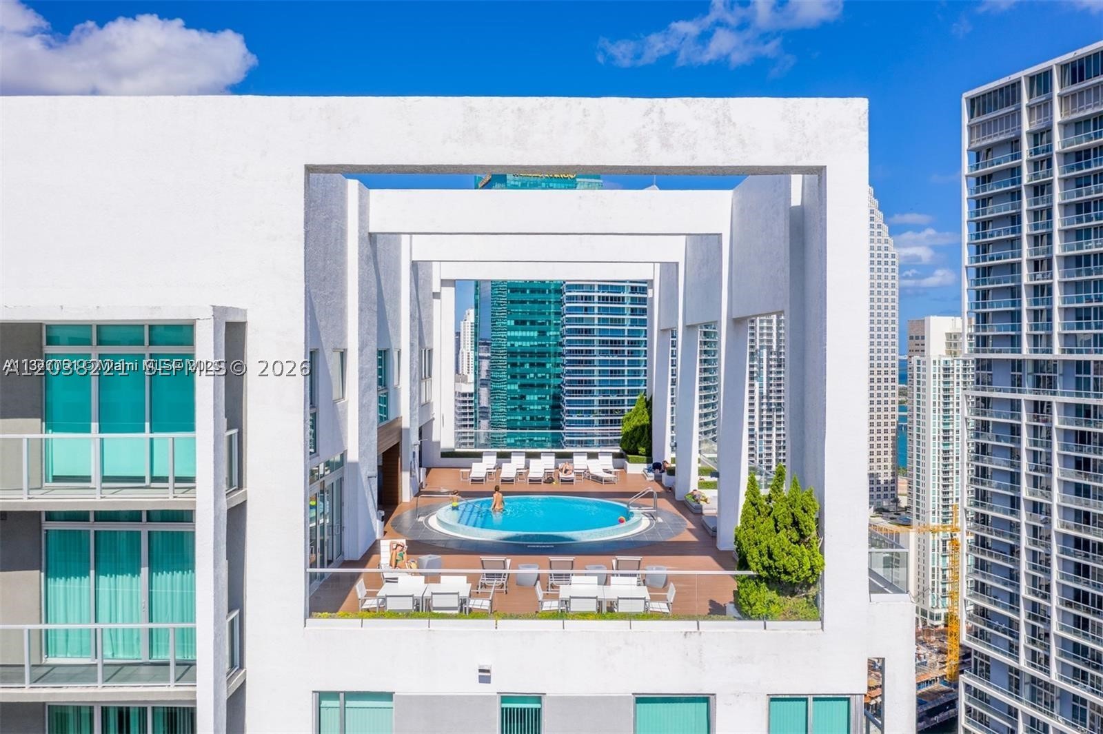 image 500 Brickell East12