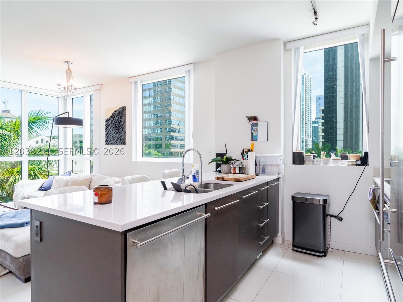 image 500 Brickell East4