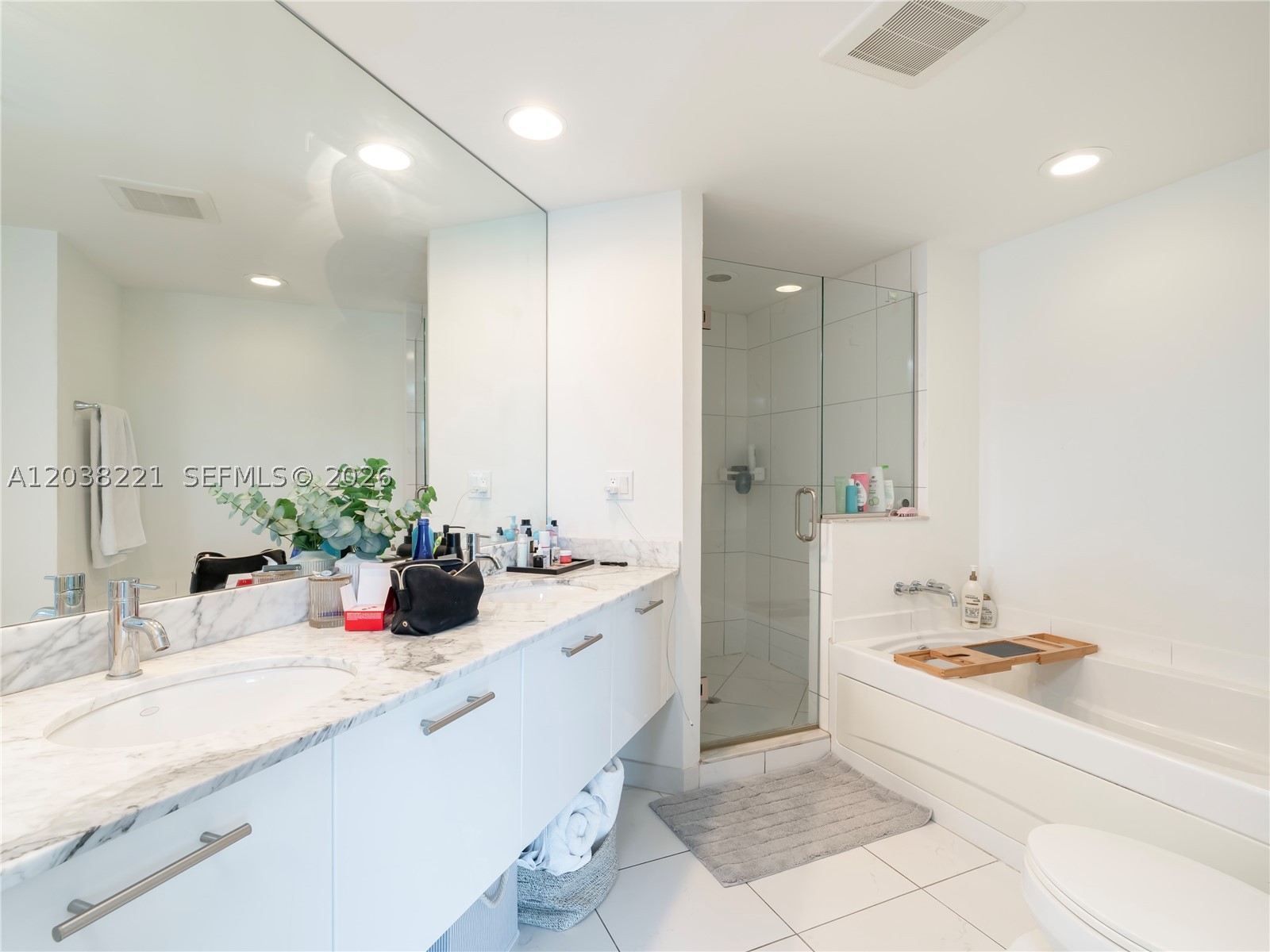 image 500 Brickell East6
