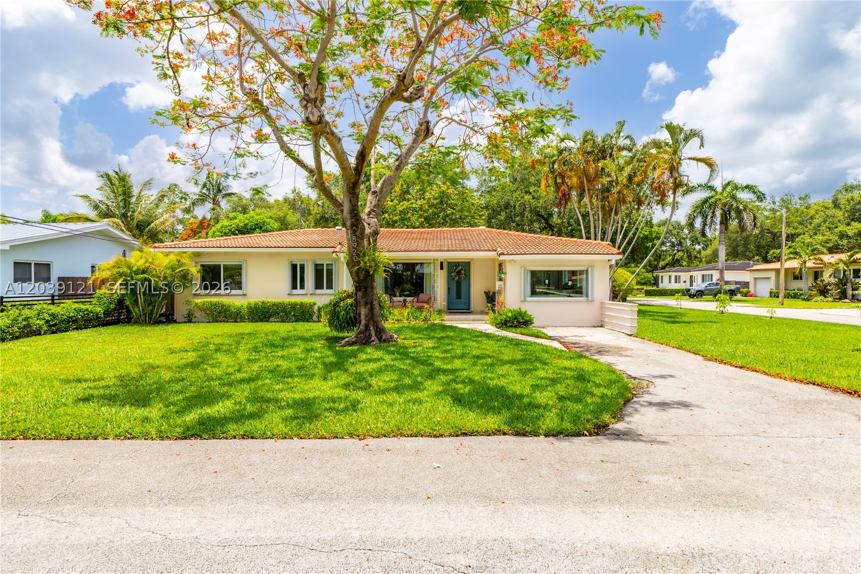 8920 NE 9th Ct Miami, FL 33138