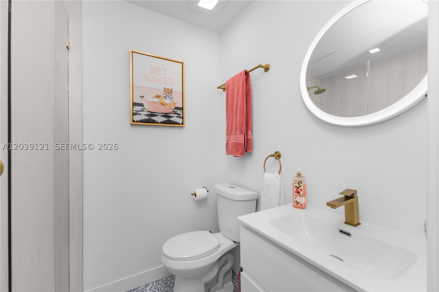 8920 NE 9th Ct Miami, FL 33138