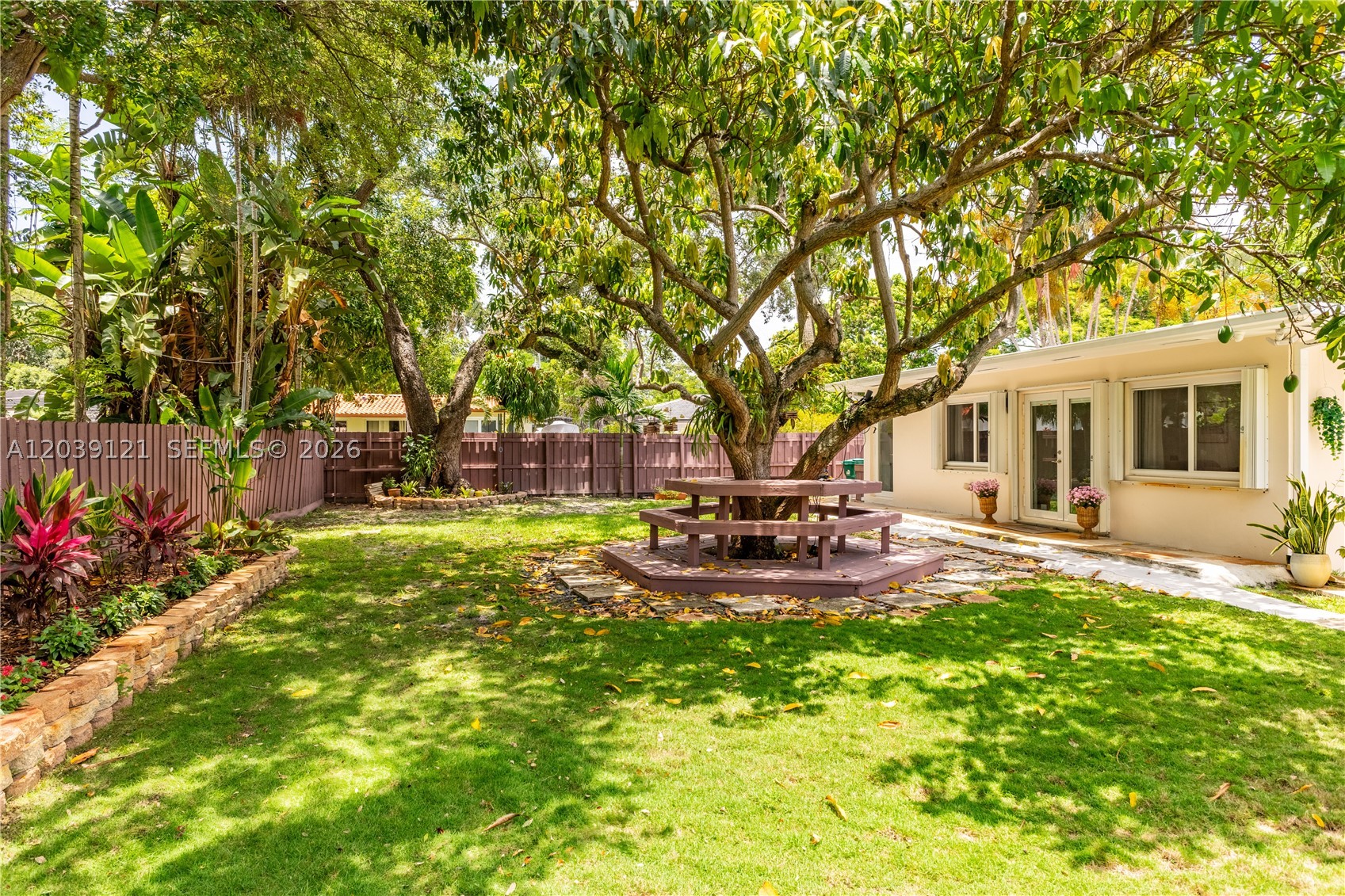 8920 NE 9th Ct Miami, FL 33138