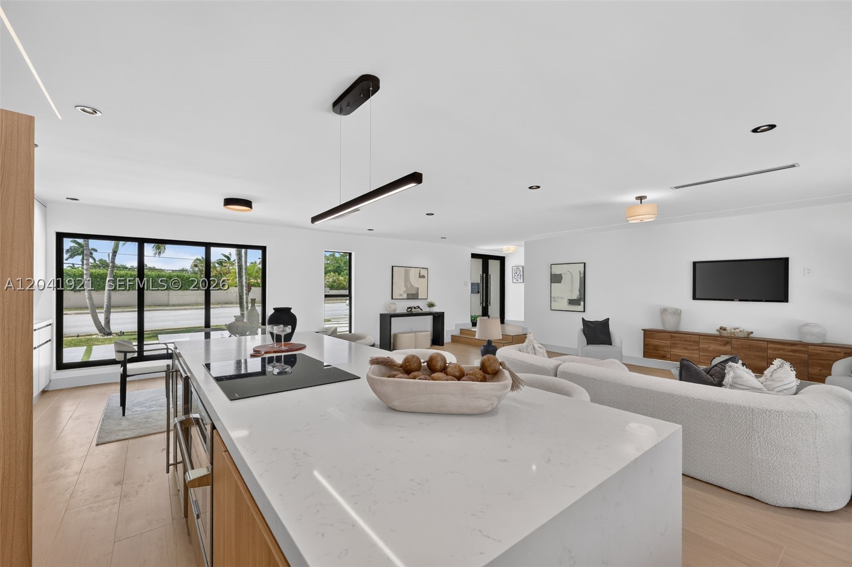8430 SW 88th St Miami, FL 33156