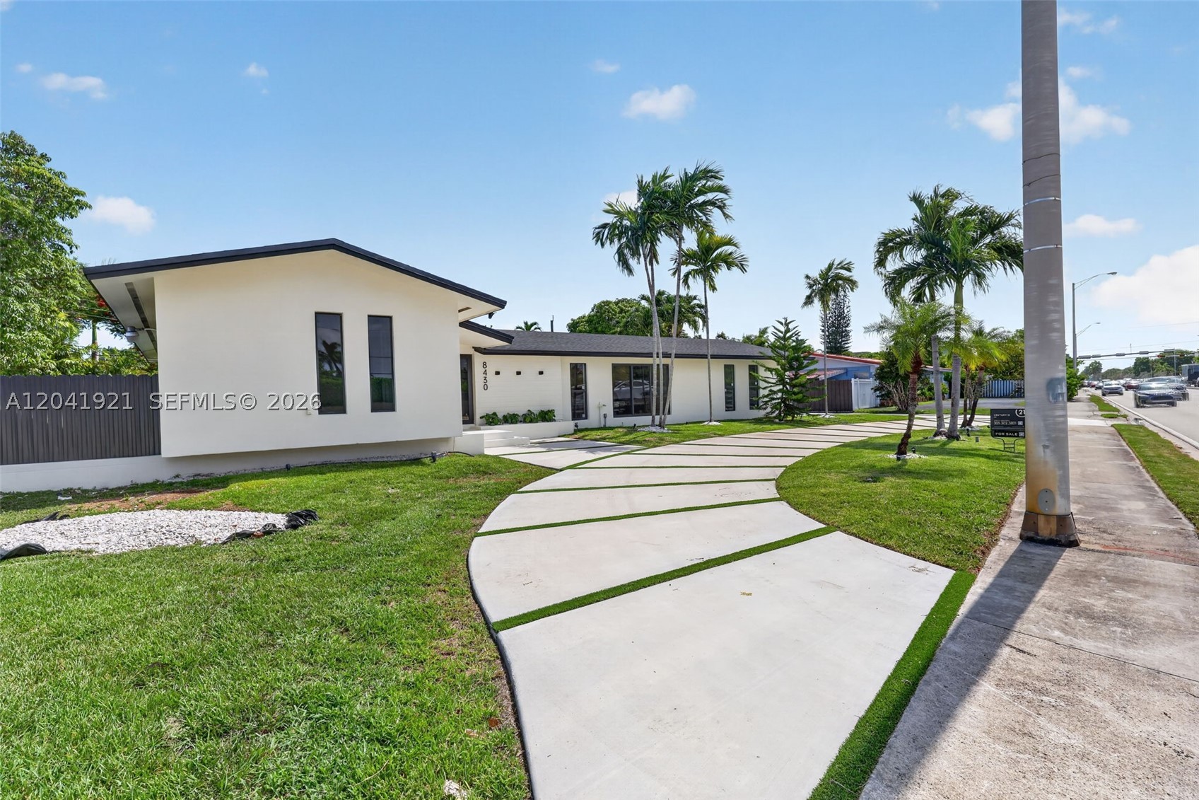 8430 SW 88th St Miami, FL 33156