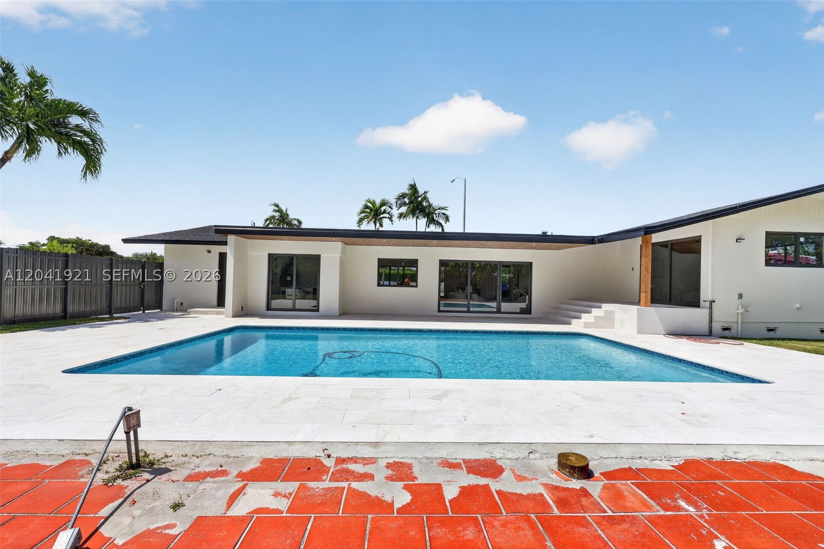 8430 SW 88th St Miami, FL 33156