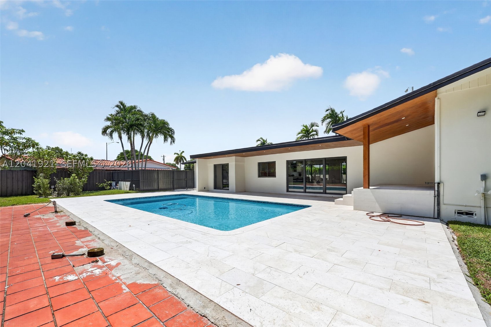8430 SW 88th St Miami, FL 33156