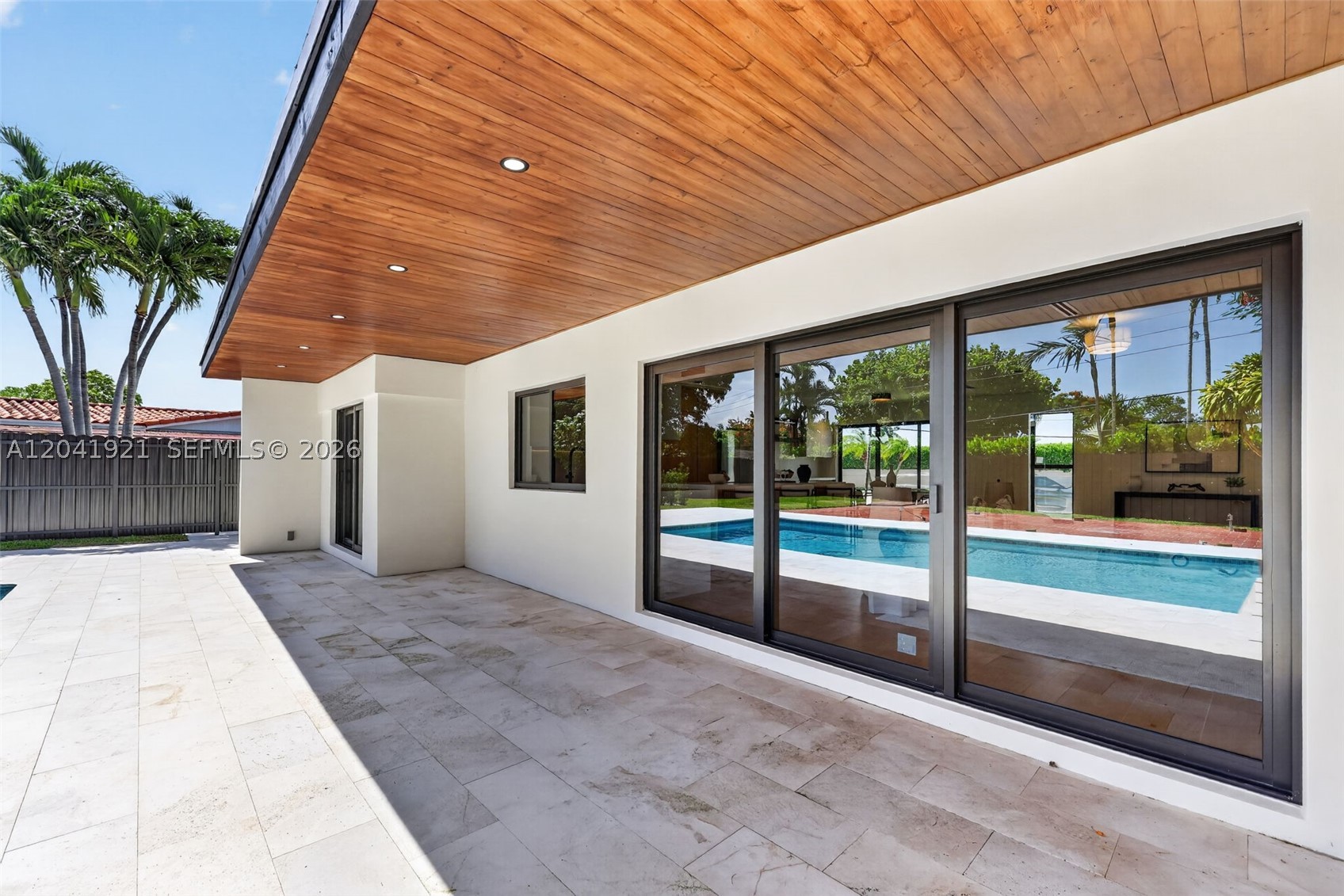 8430 SW 88th St Miami, FL 33156