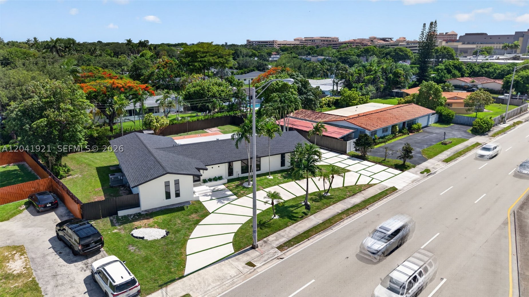 8430 SW 88th St Miami, FL 33156