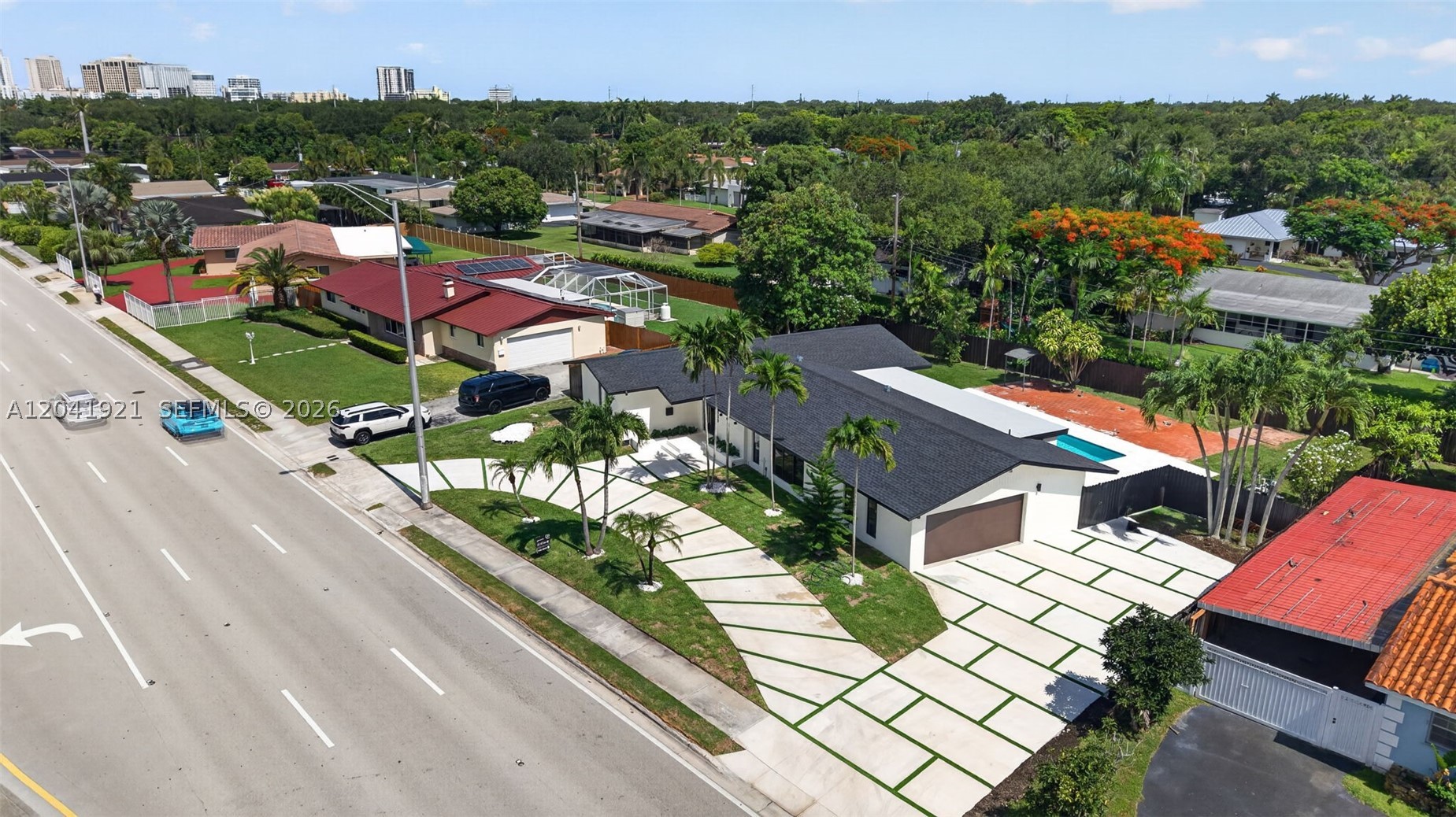 8430 SW 88th St Miami, FL 33156