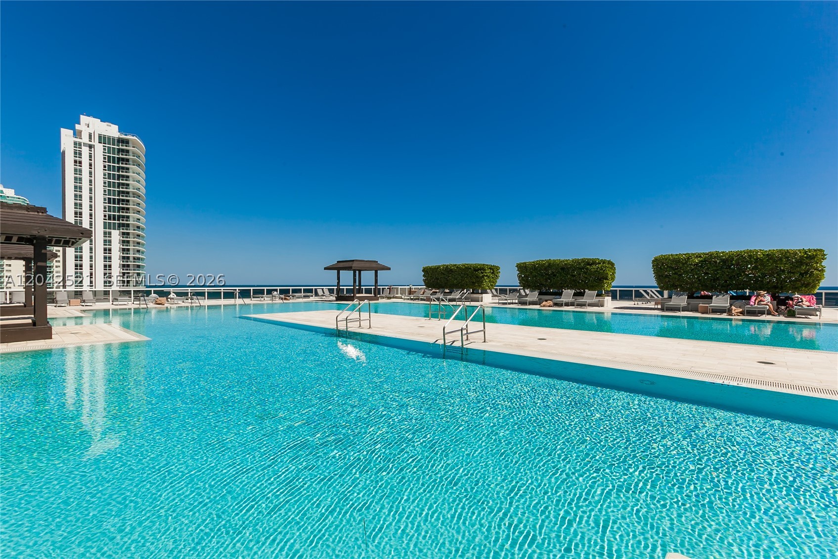 image Beach Club 331