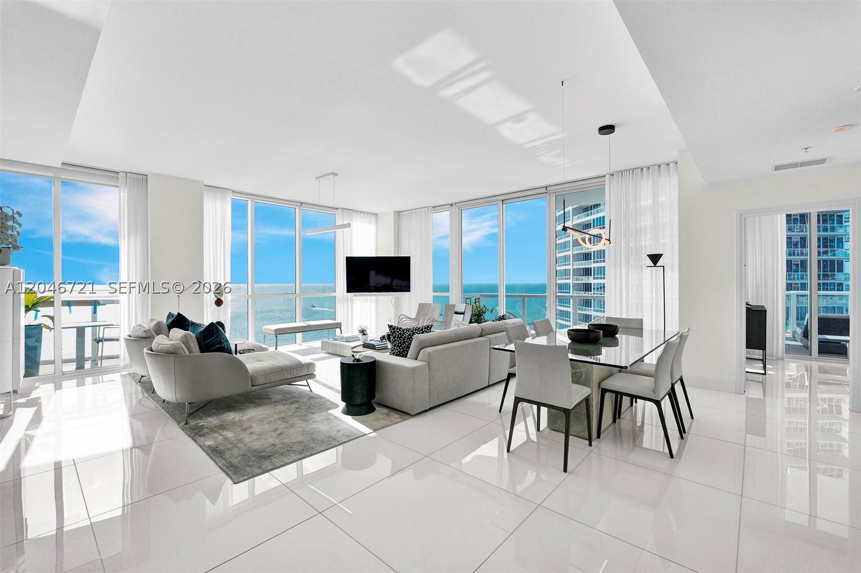 image Continuum South Beach North Tower36