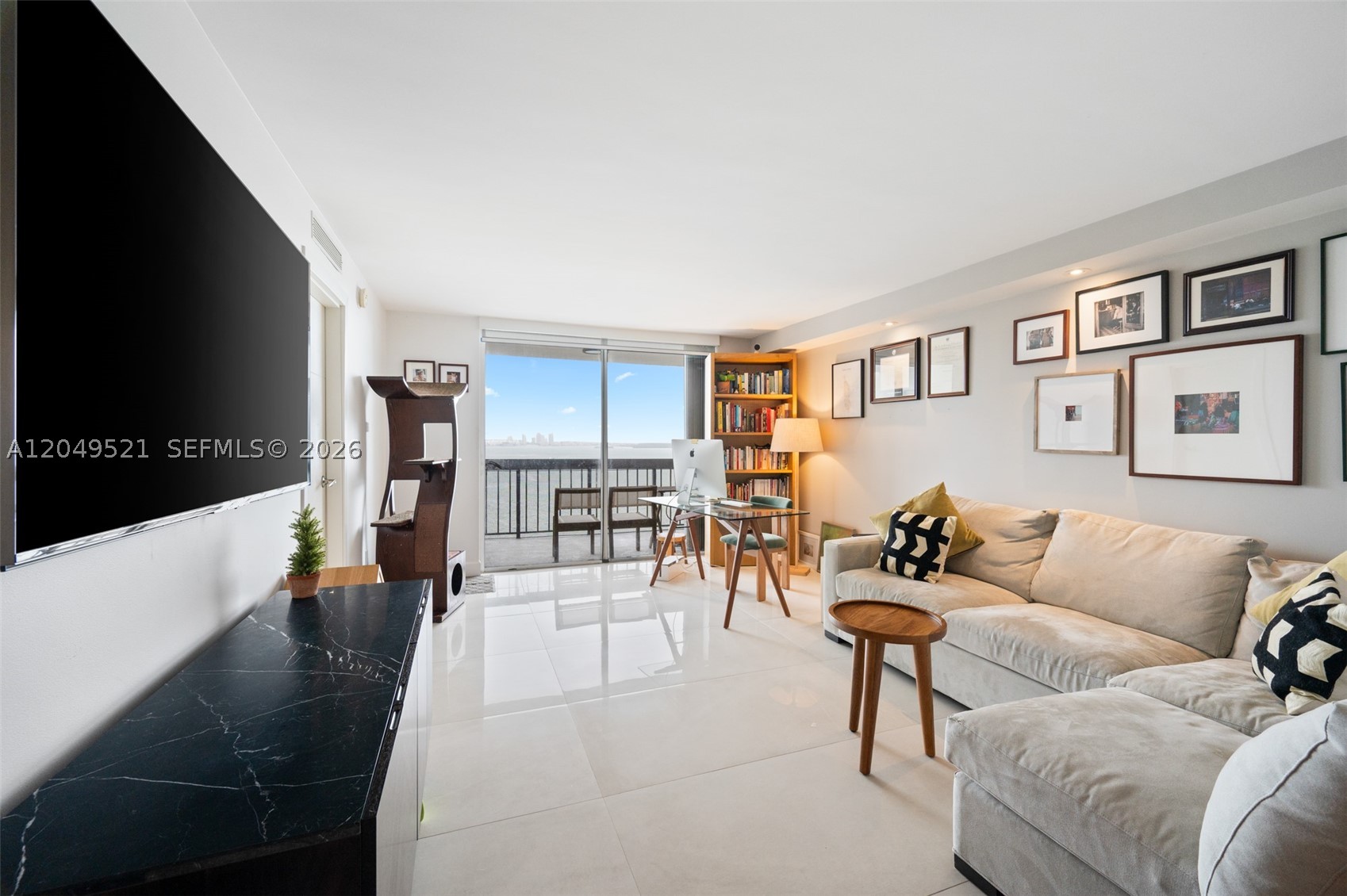 image Brickell Bay Club6