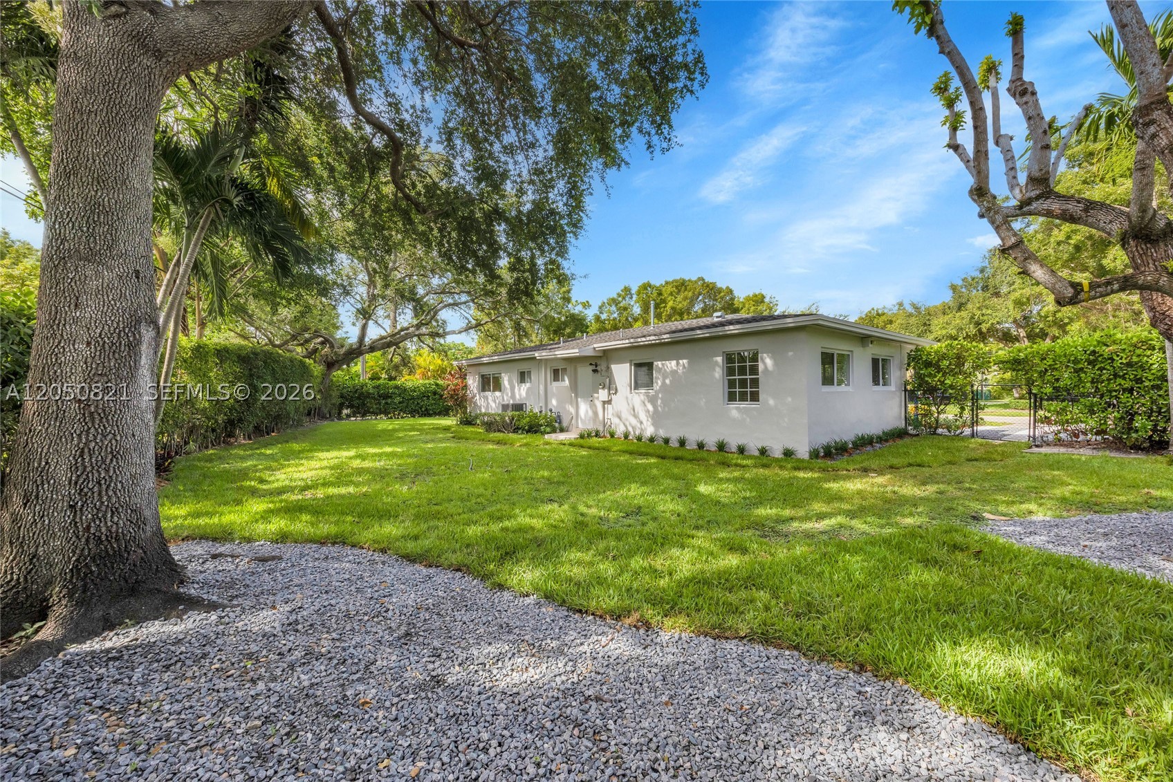 8141 SW 62nd Ct Miami, FL 33143