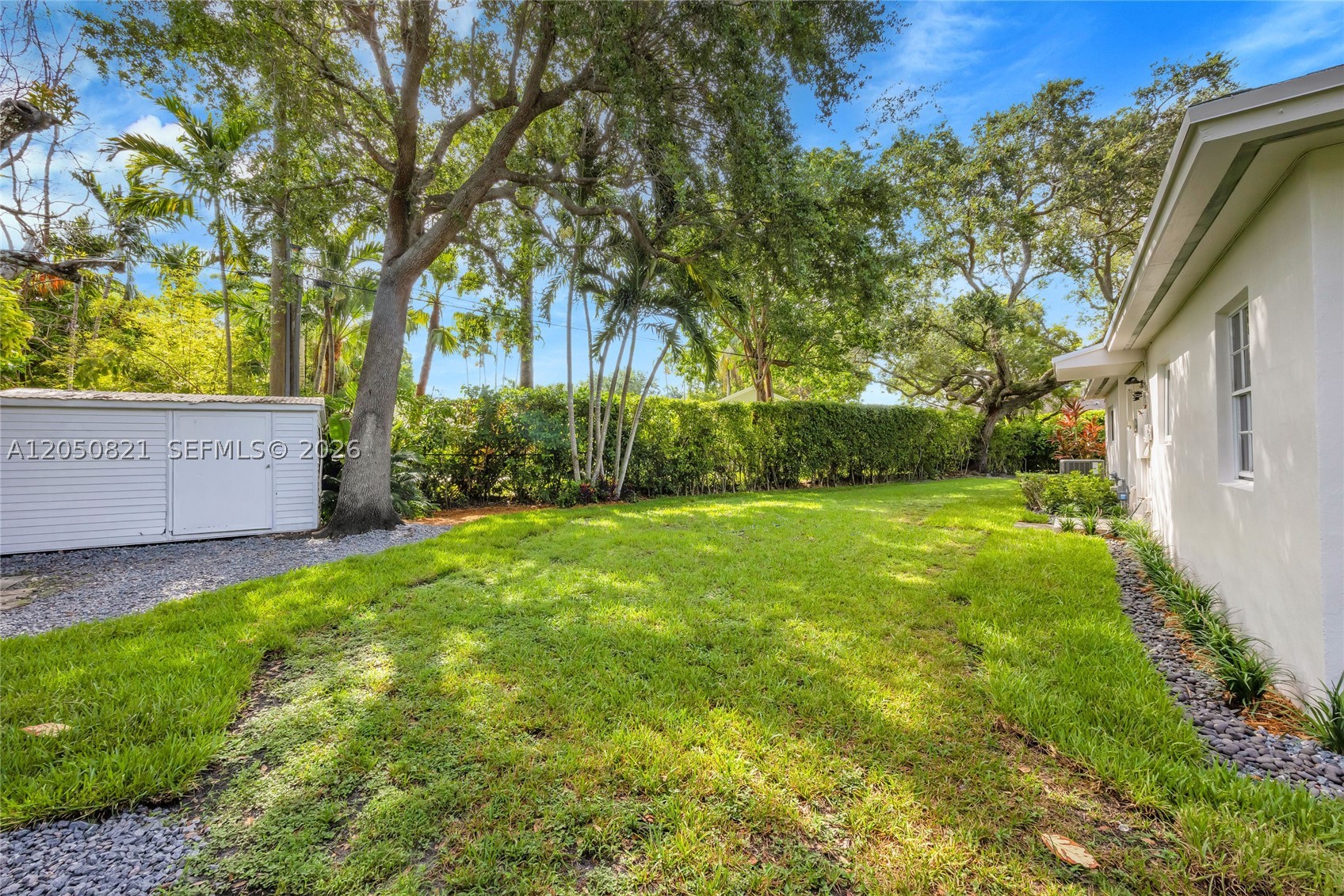 8141 SW 62nd Ct Miami, FL 33143