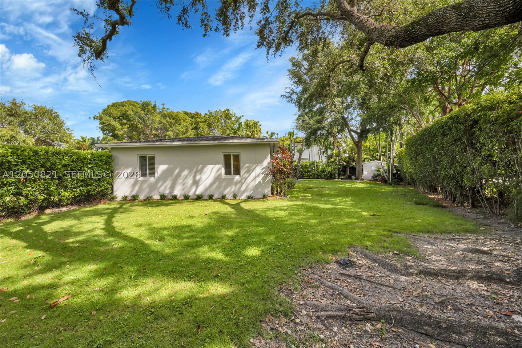 8141 SW 62nd Ct Miami, FL 33143