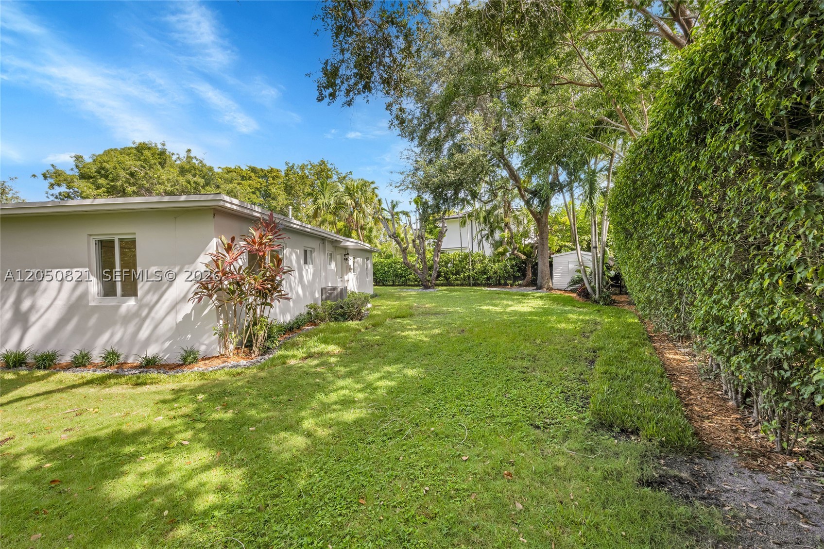 8141 SW 62nd Ct Miami, FL 33143