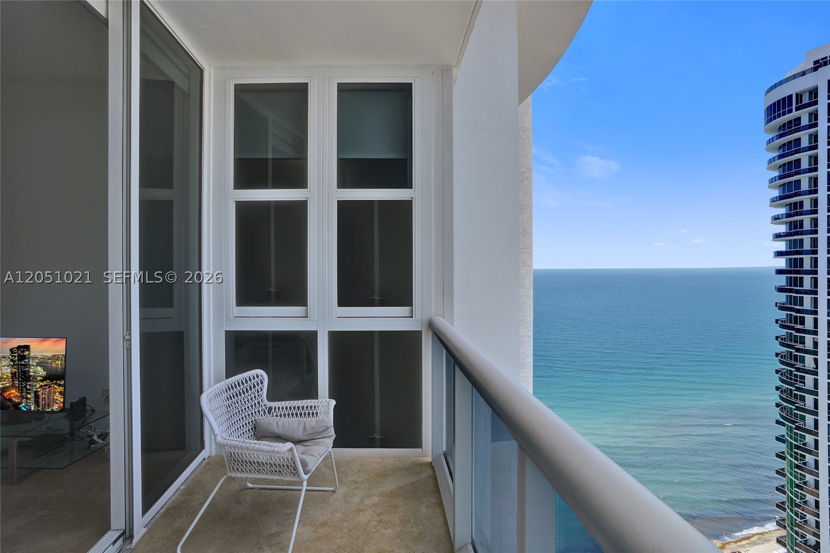 image Trump Royale30