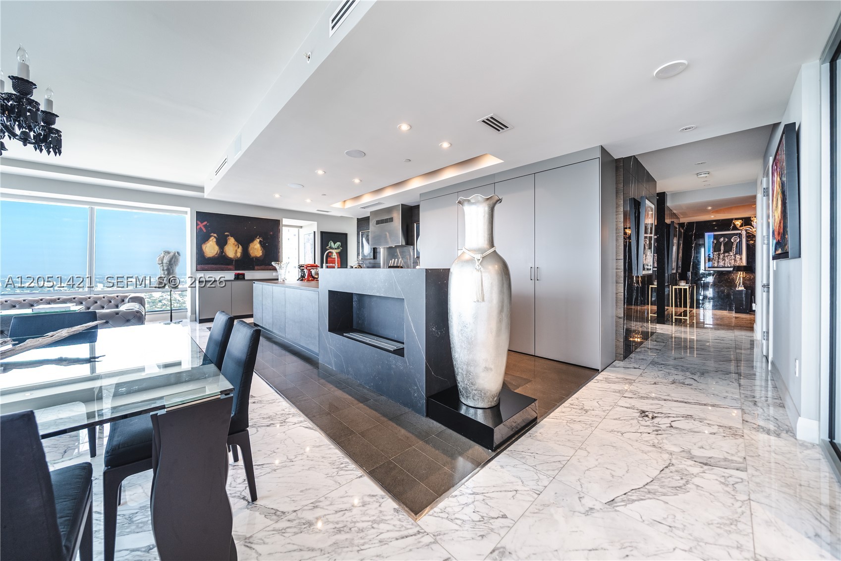 1425 Brickell Ave #PH3AB Miami, FL 33131