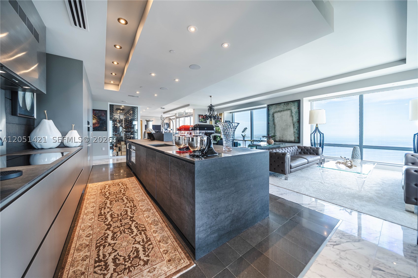 1425 Brickell Ave #PH3AB Miami, FL 33131