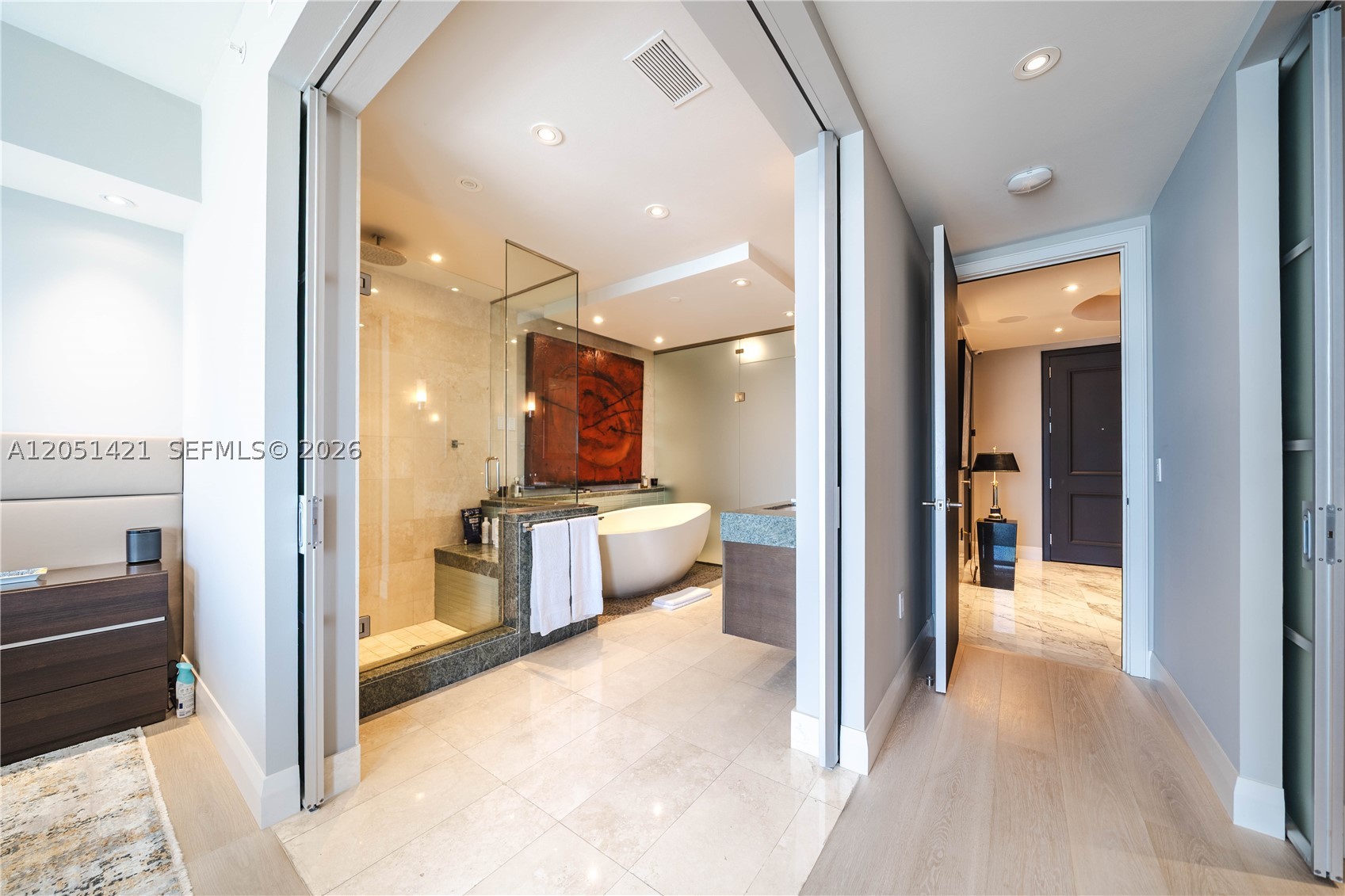 1425 Brickell Ave #PH3AB Miami, FL 33131