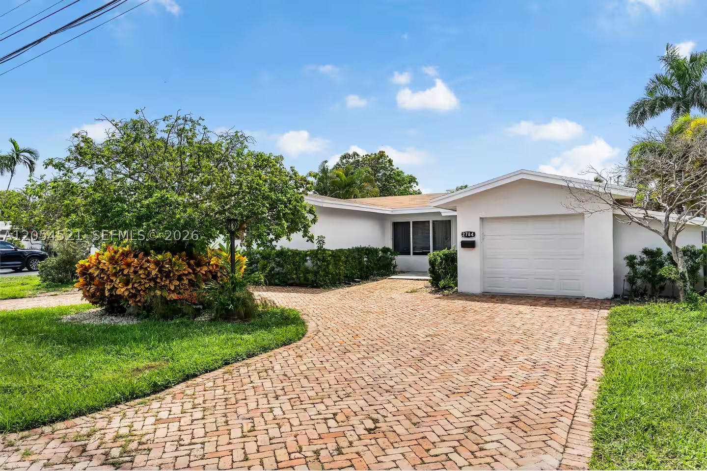 2784 NE 30th St Lighthouse Point, FL 33064