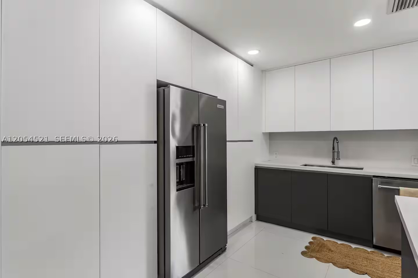 2784 NE 30th St Lighthouse Point, FL 33064