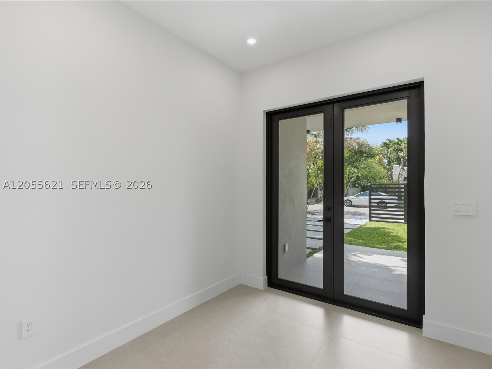 1621 SW 11th Ter Miami, FL 33135