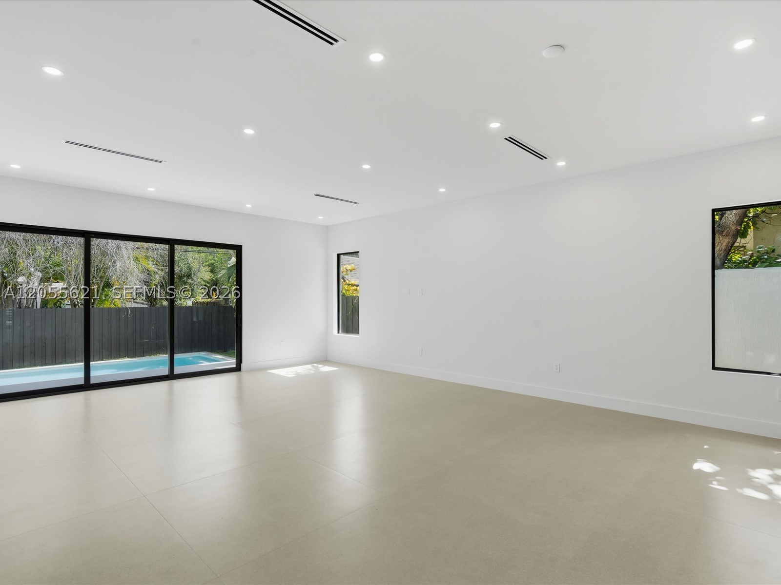 1621 SW 11th Ter Miami, FL 33135