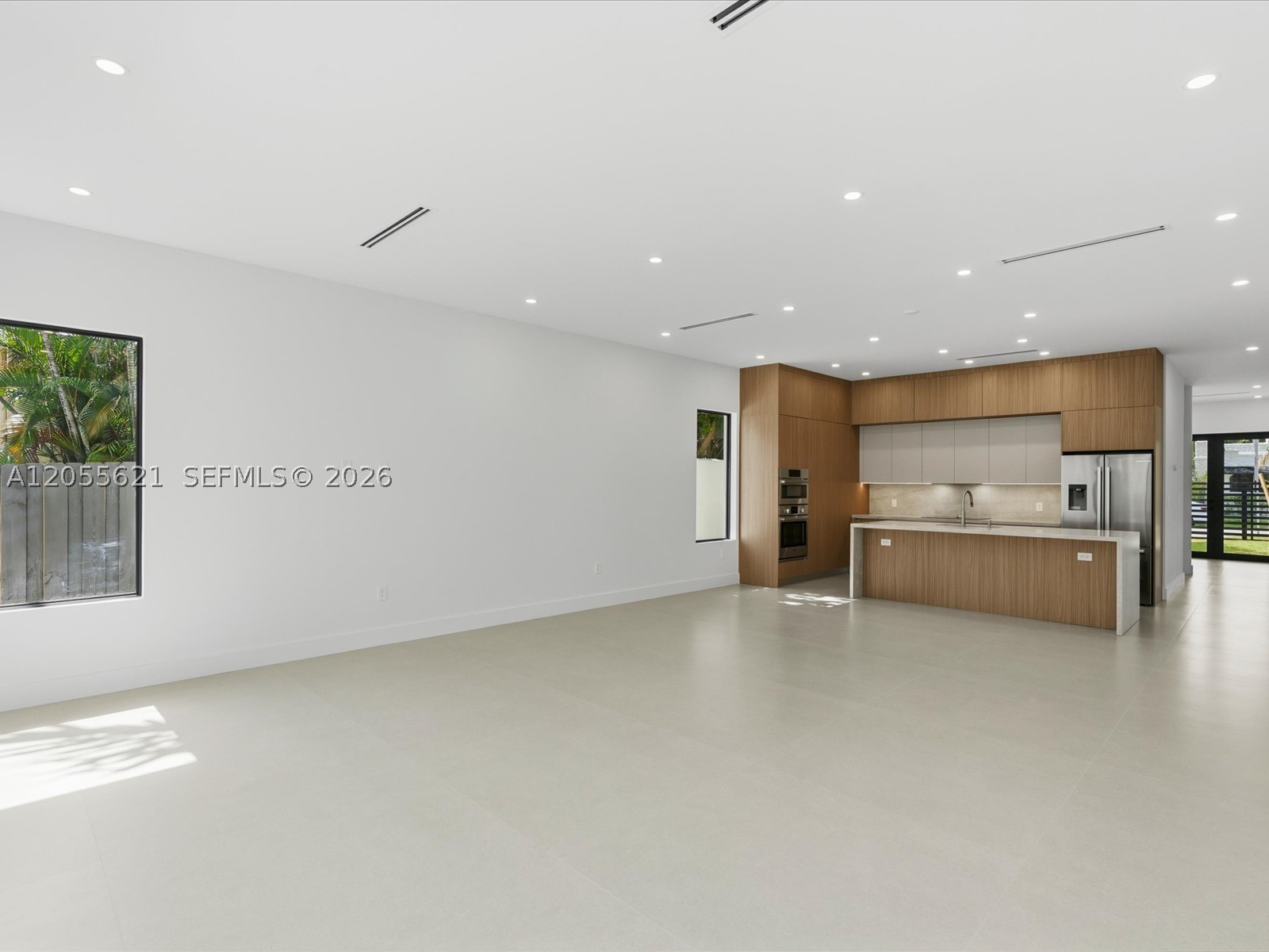 1621 SW 11th Ter Miami, FL 33135