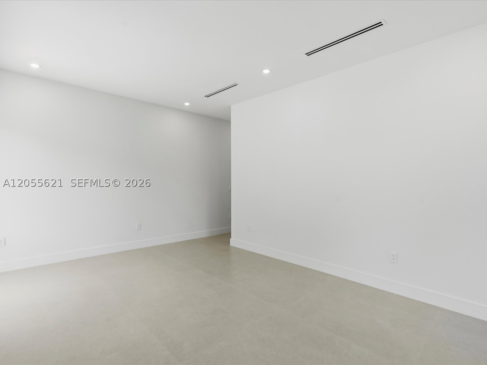 1621 SW 11th Ter Miami, FL 33135