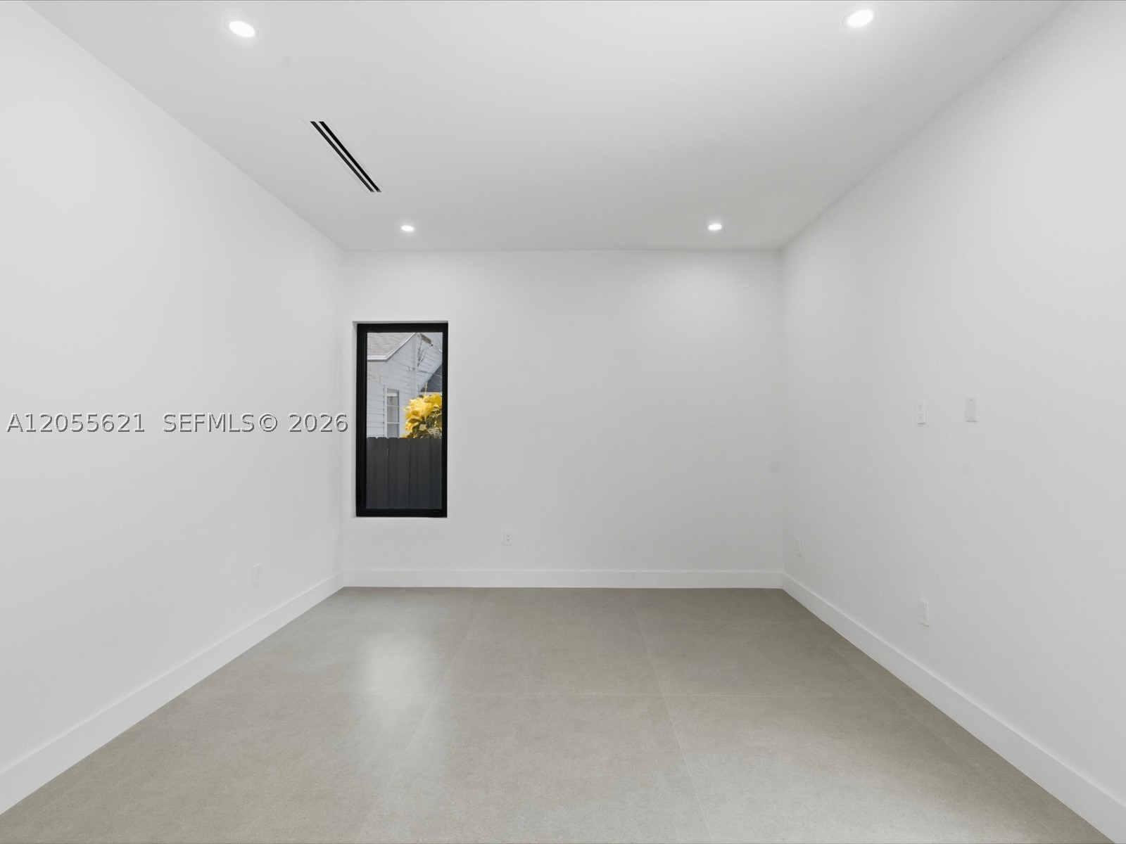 1621 SW 11th Ter Miami, FL 33135