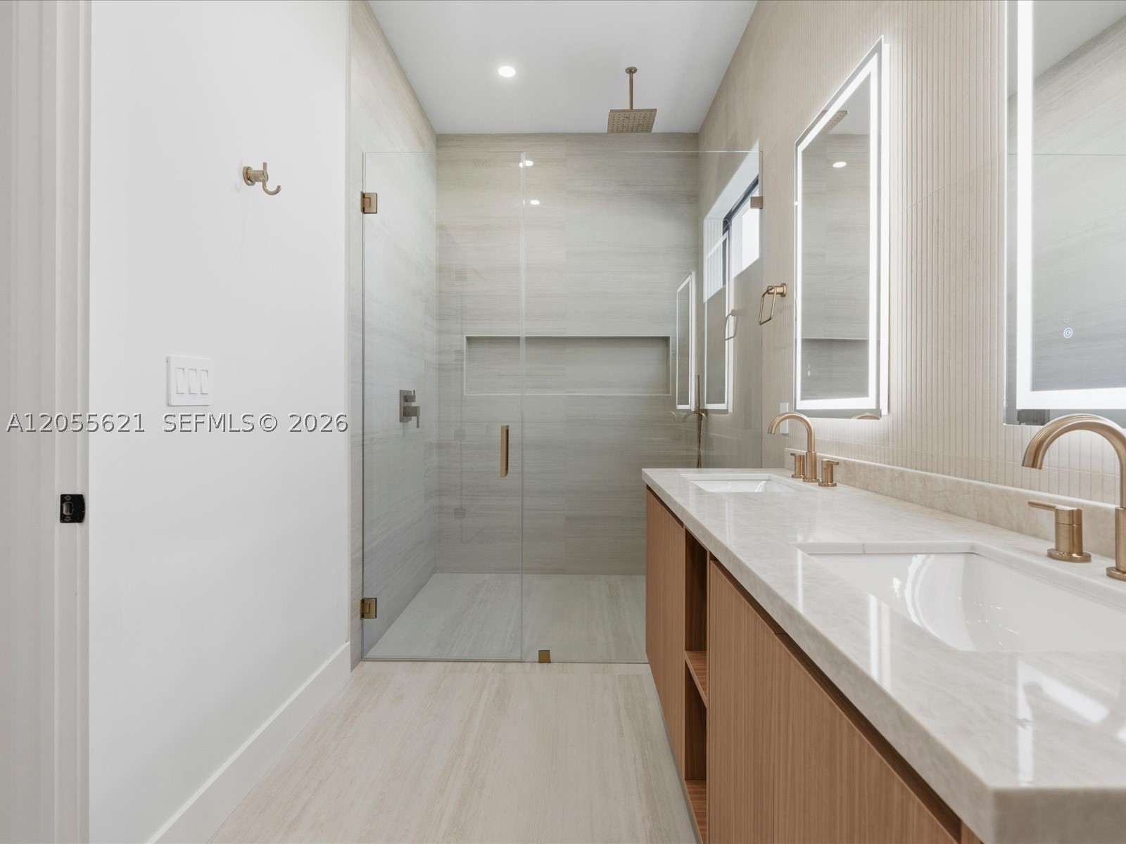 1621 SW 11th Ter Miami, FL 33135