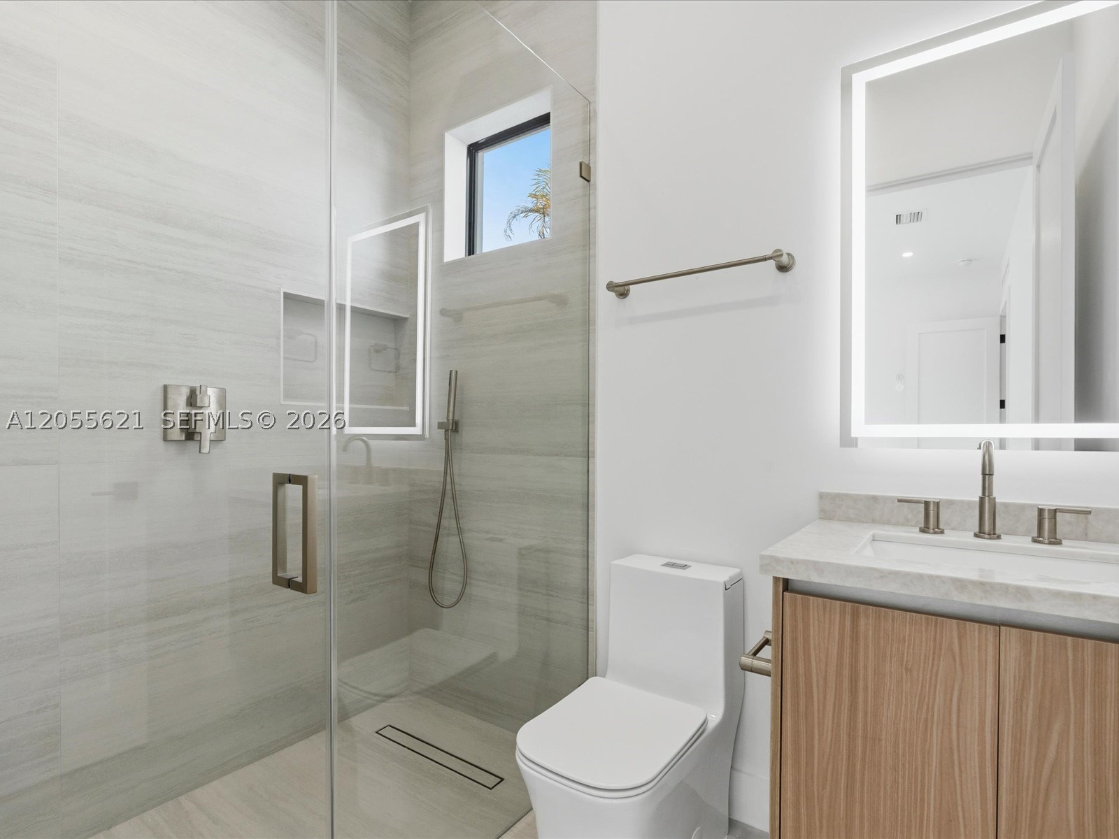 1621 SW 11th Ter Miami, FL 33135