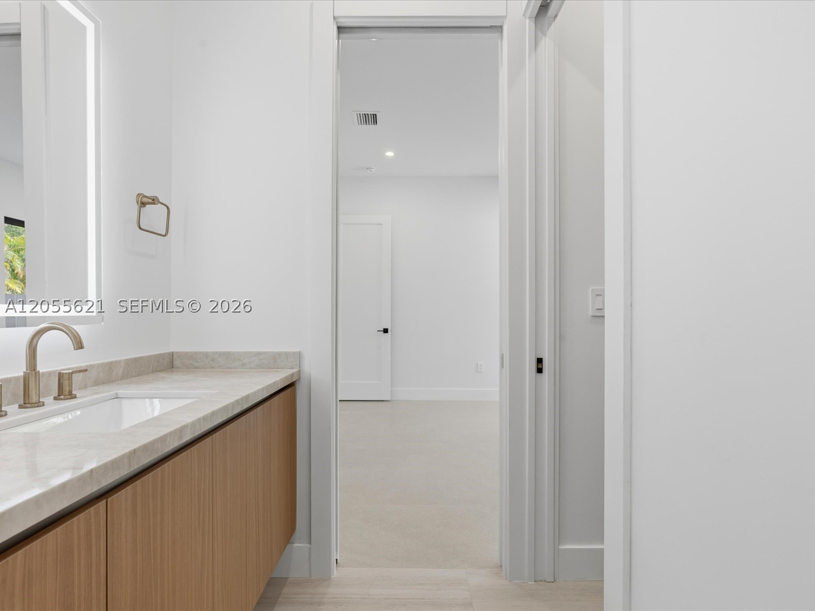 1621 SW 11th Ter Miami, FL 33135