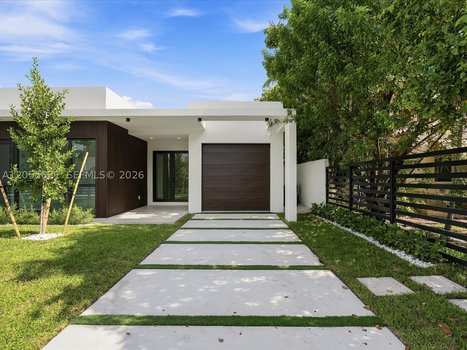 1621 SW 11th Ter Miami, FL 33135