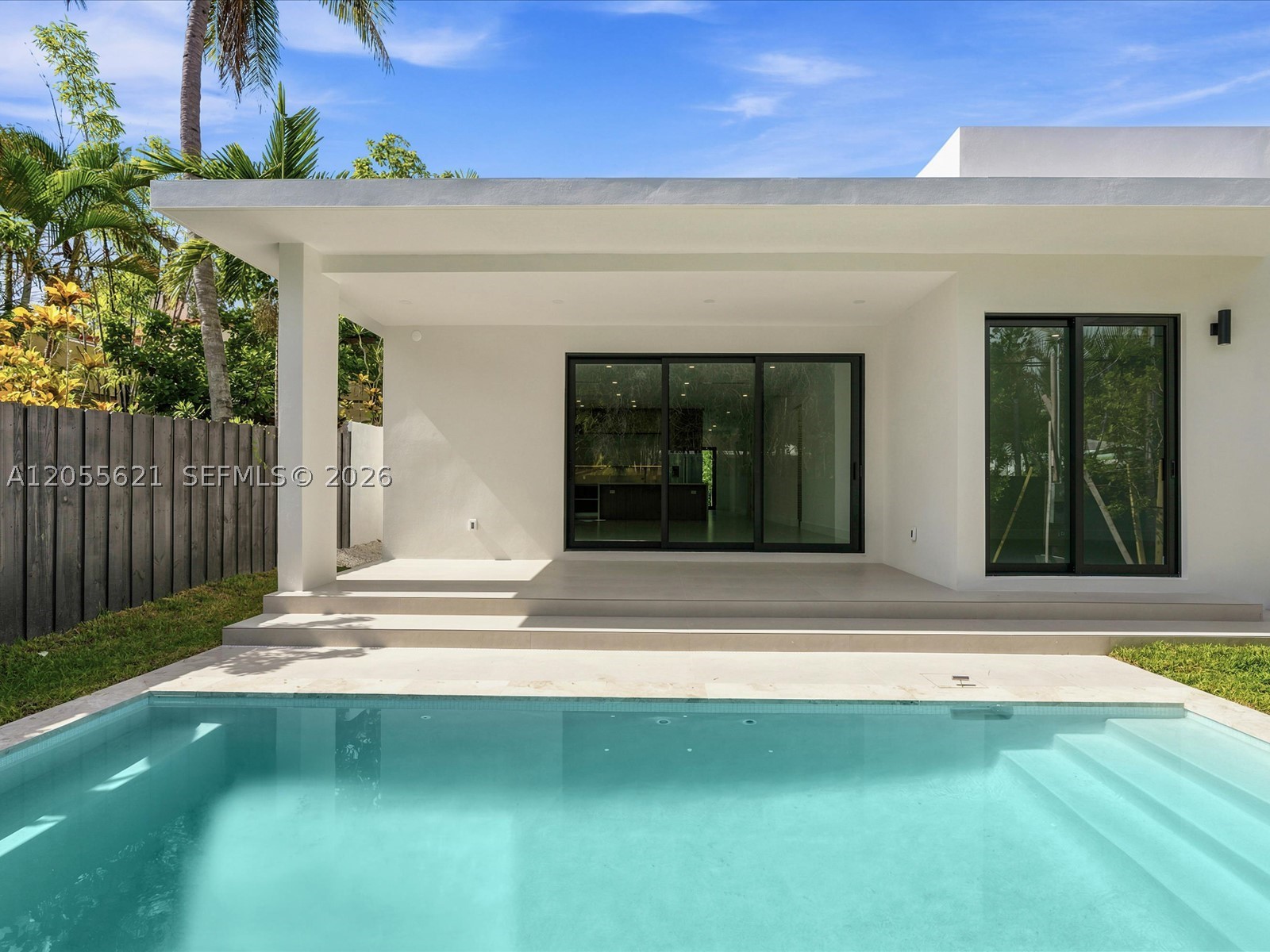 1621 SW 11th Ter Miami, FL 33135