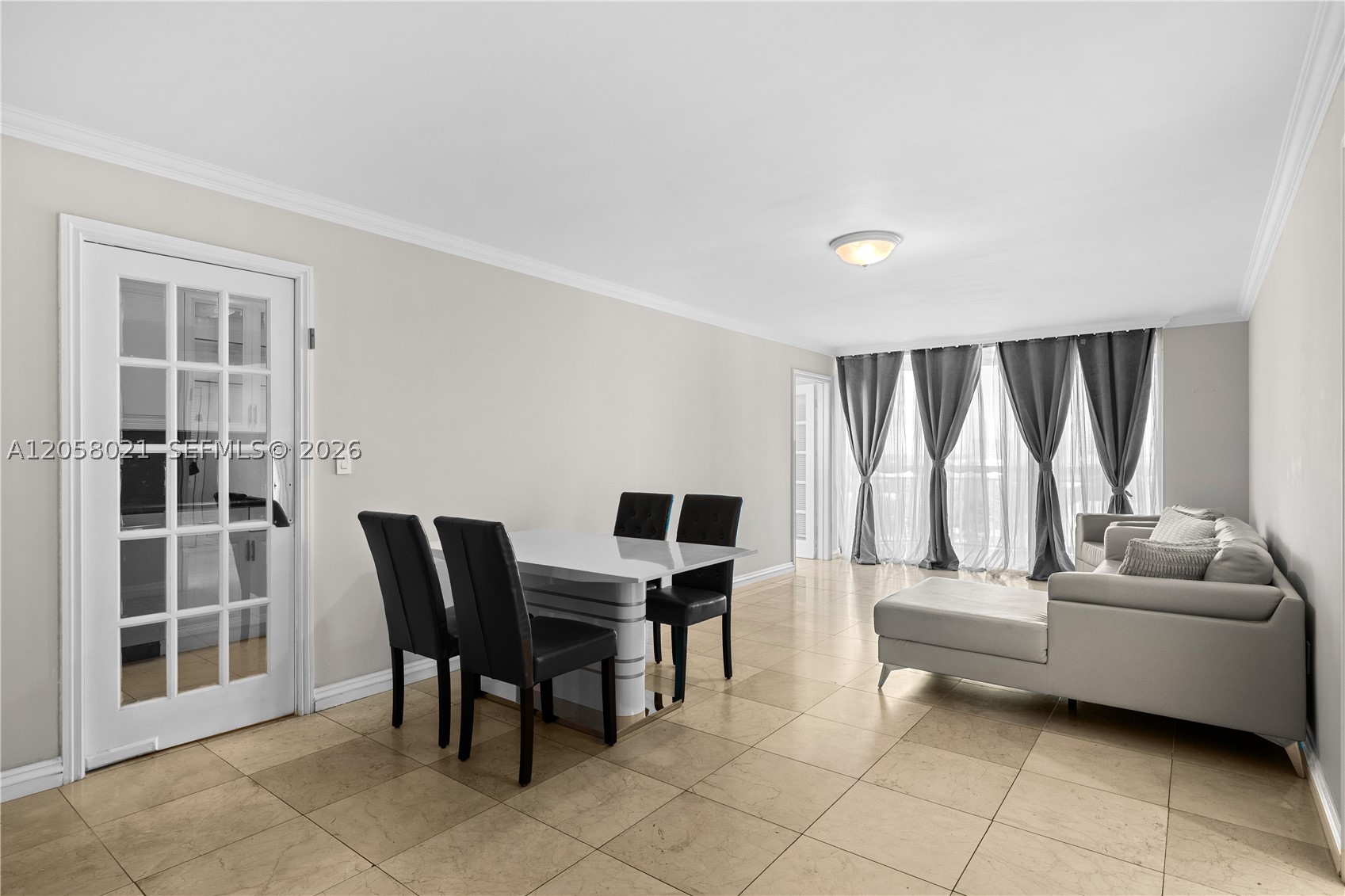 18011 Biscayne Blvd #902
